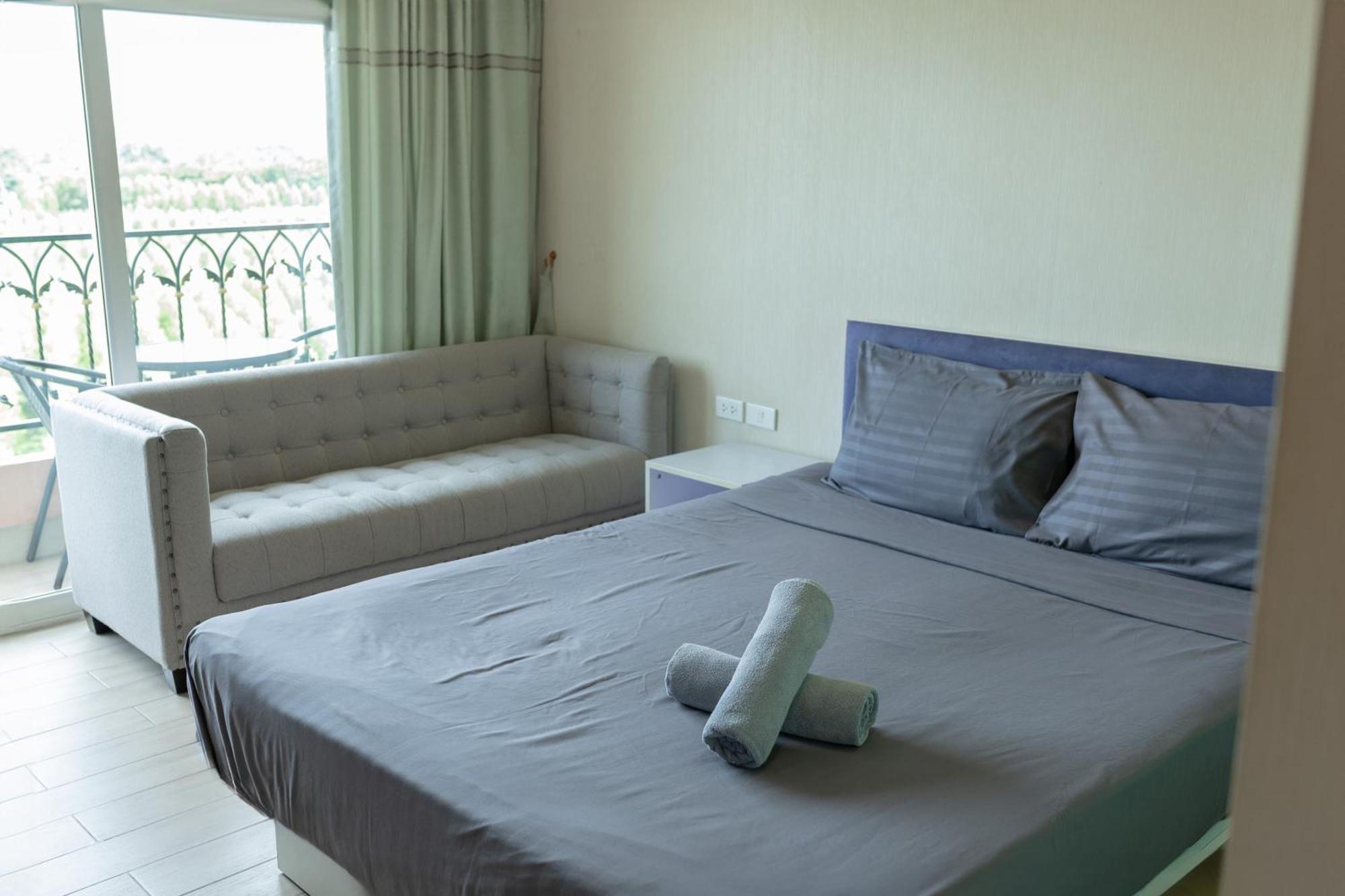 Seven Seas Condo Resort Jomtien Beach Exteriör bild