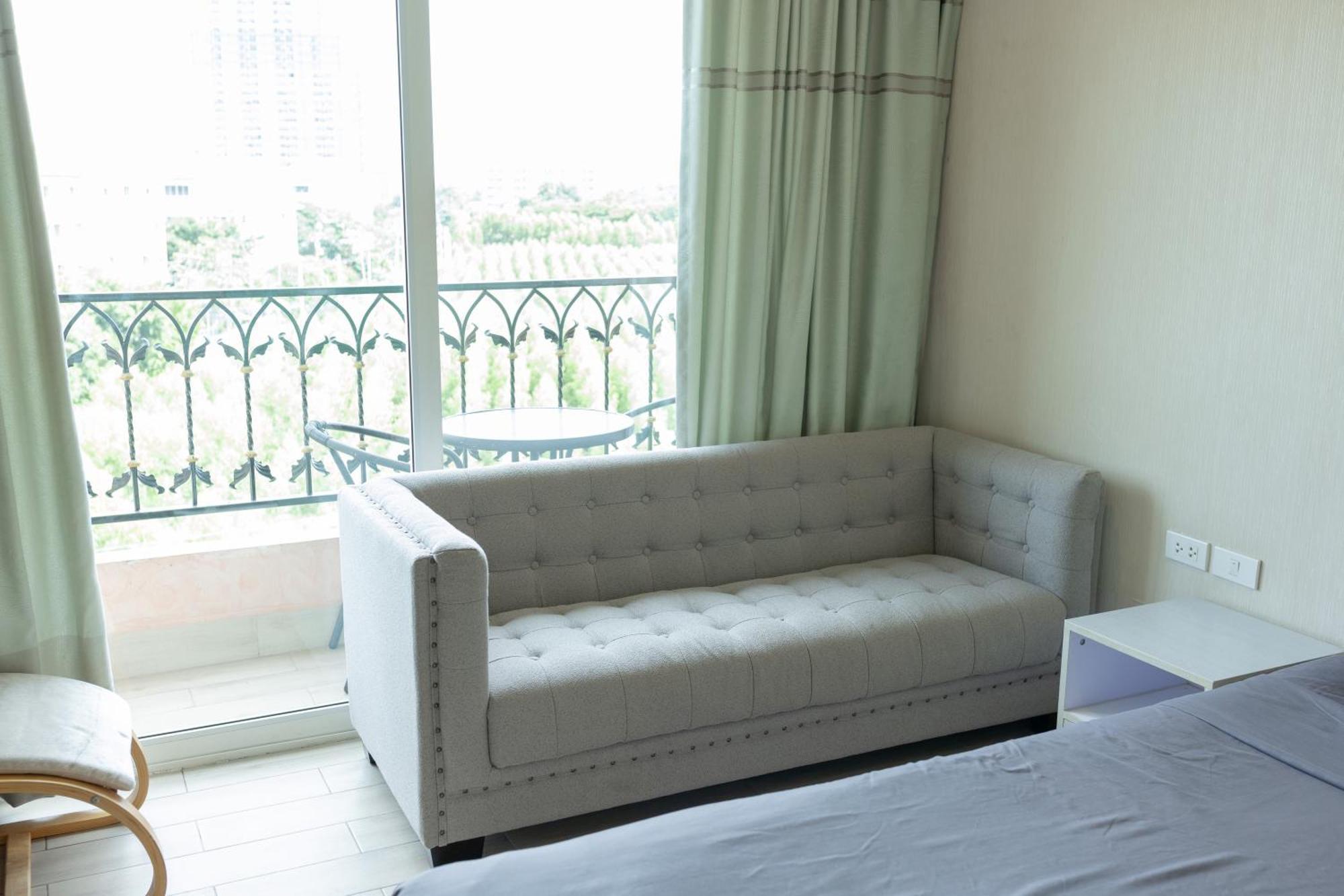 Seven Seas Condo Resort Jomtien Beach Exteriör bild